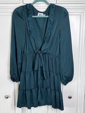 green long sleeve dress princess polly | Dresses | Princess Polly White Velvet Dresses